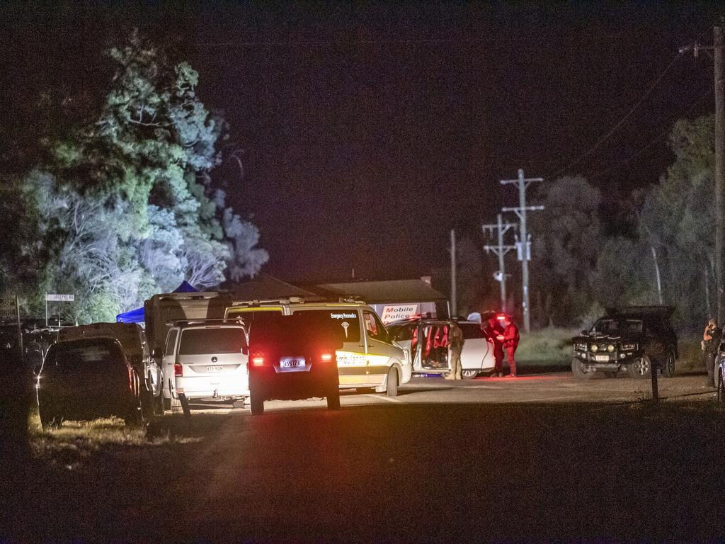 Police search the area around Joseph's Road and the Tara-Chinchilla Road for armed offenders. Monday, December 12, 2022. Picture: Nev Madsen.