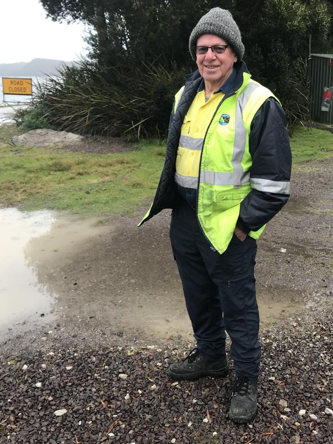 Macquarie Heads Campground caretaker Ian Burgess. Photo: Helen Kempton