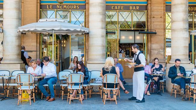 There's a blurry line between cafes and bars in France