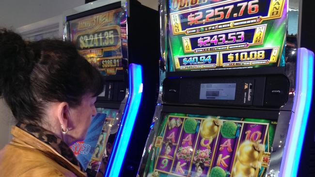 $3 billion hit to pubs in pokie reforms | Daily Telegraph