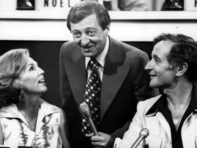 Graham Kennedy (centre) jokes with Carol Raye and Stuart Wagstaff on “Blankety Blanks” in 1977.