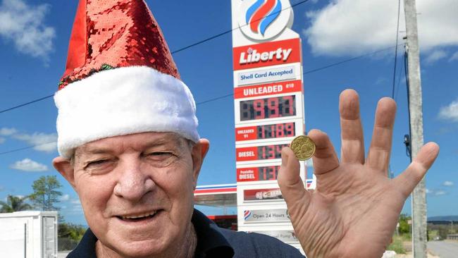 CHEAP: Liberty Yamanto manager Shay Elman is selling fuel for less than a dollar a litre this Christmas.