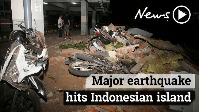 Major earthquake hits Indonesian island