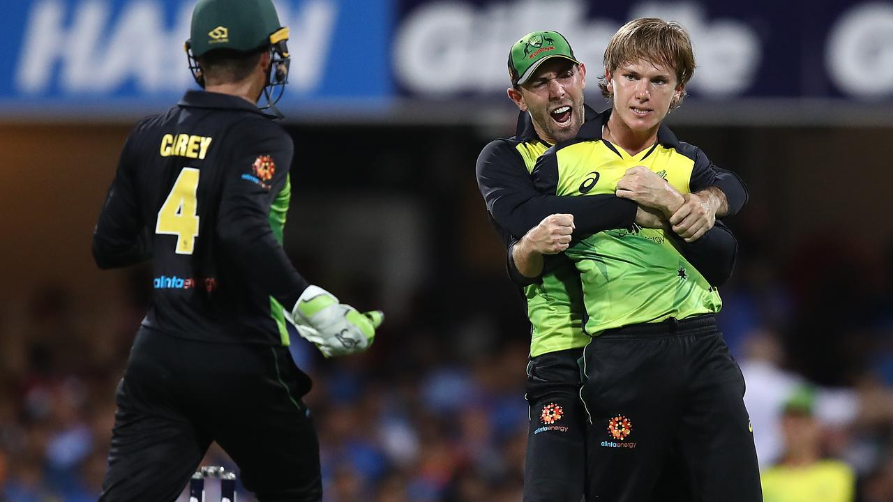 Zampa gets the better of Kohli during a T20 match between Australia and India in 2018.