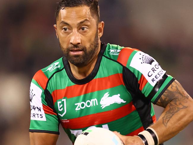 CANBERRA, AUSTRALIA - APRIL 29: Benji Marshall of the Rabbitohs runs the ball during the round eight NRL match between the Canberra Raiders and the South Sydney Rabbitohs at GIO Stadium, on April 29, 2021, in Canberra, Australia. (Photo by Mark Nolan/Getty Images)