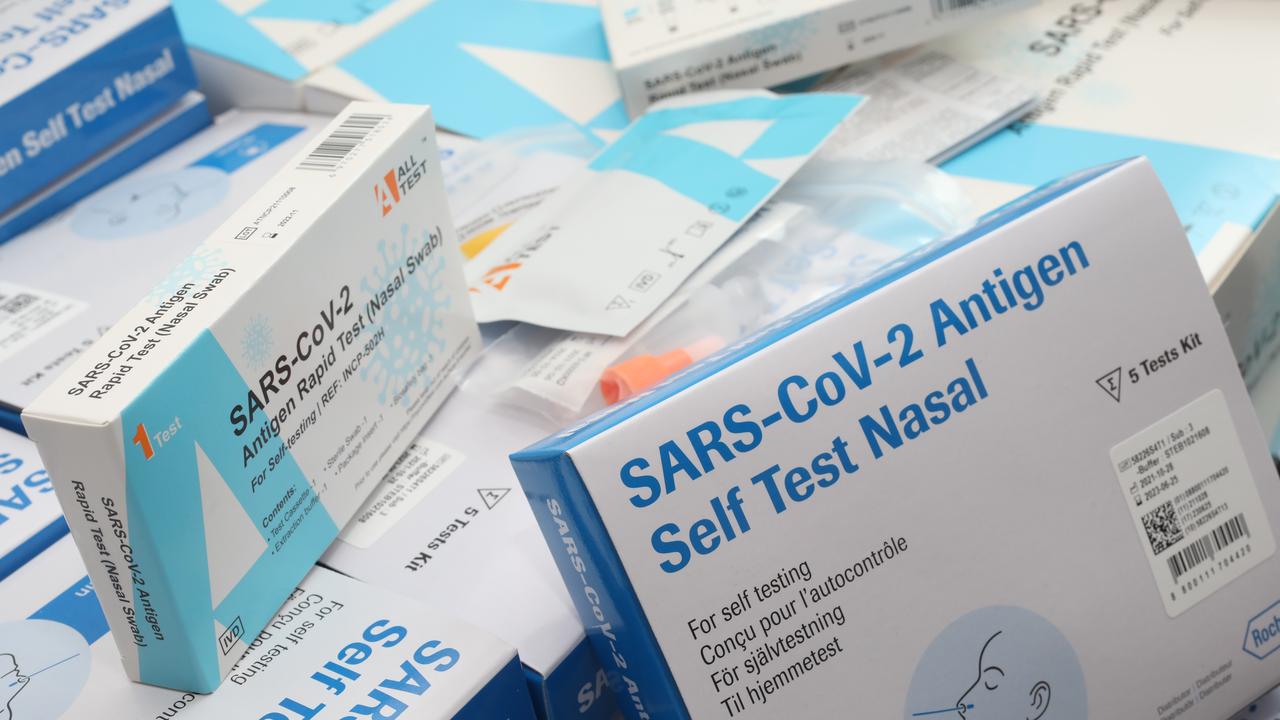 Pharmacists are concerned the Morrison government’s plan to roll out free rapid tests for concession card holders will not be ready to begin on January 20 as planned. Picture Dean Martin