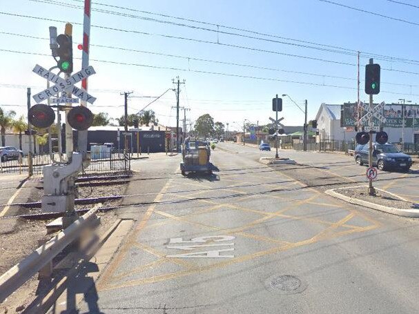 The level crossing on Brighton Rd, Hove.