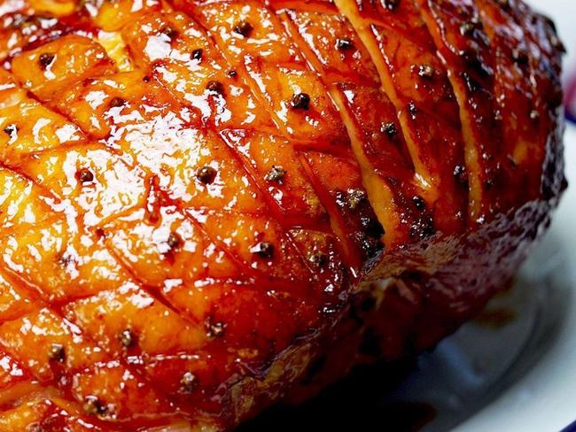 Maple-honey-mustard-glazed-ham-recipe-close-up