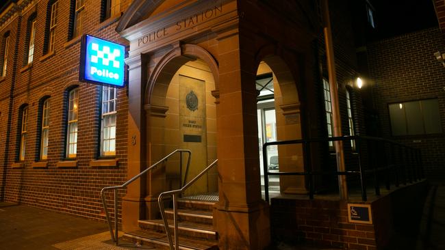 The driver was so worried about the safety of his passengers that he stopped the 144 bus outside Manly police station. Picture: Manly Daily.