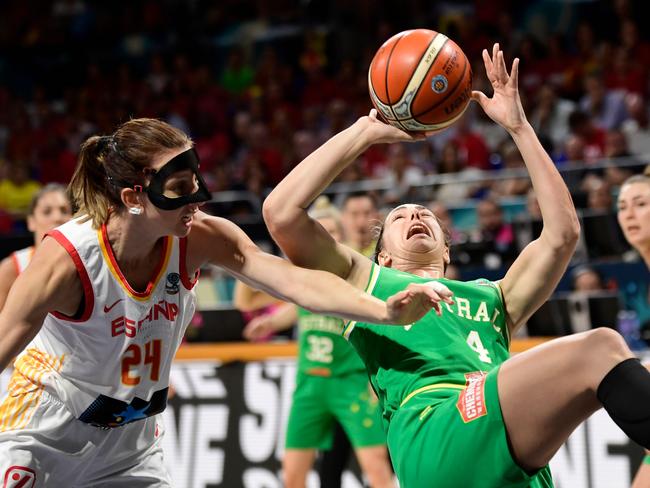 Australia's guard Jenna O'Hea (R) vies with Spain's centre Laura Gil. Picture: AFP