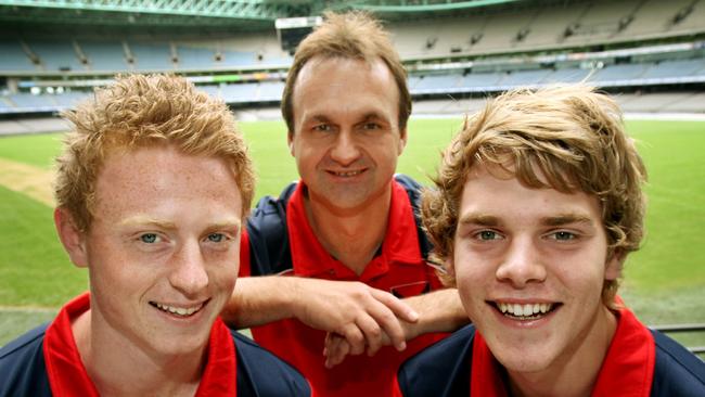 Barry Prendergast with Jack Watts and Sam Blease after the 2008 AFL Draft.