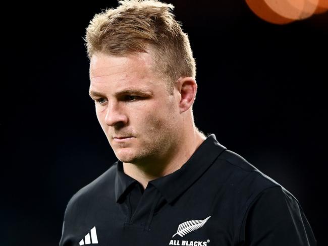 LONDON, ENGLAND - AUGUST 25: Sam Cane of New Zealand looks dejected following the team's defeat following the Summer International match between New Zealand All Blacks v South Africa at Twickenham Stadium on August 25, 2023 in London, England. (Photo by Alex Davidson/Getty Images)