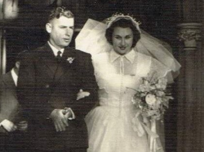 Robert and Valda Winston on their wedding day in 1952.