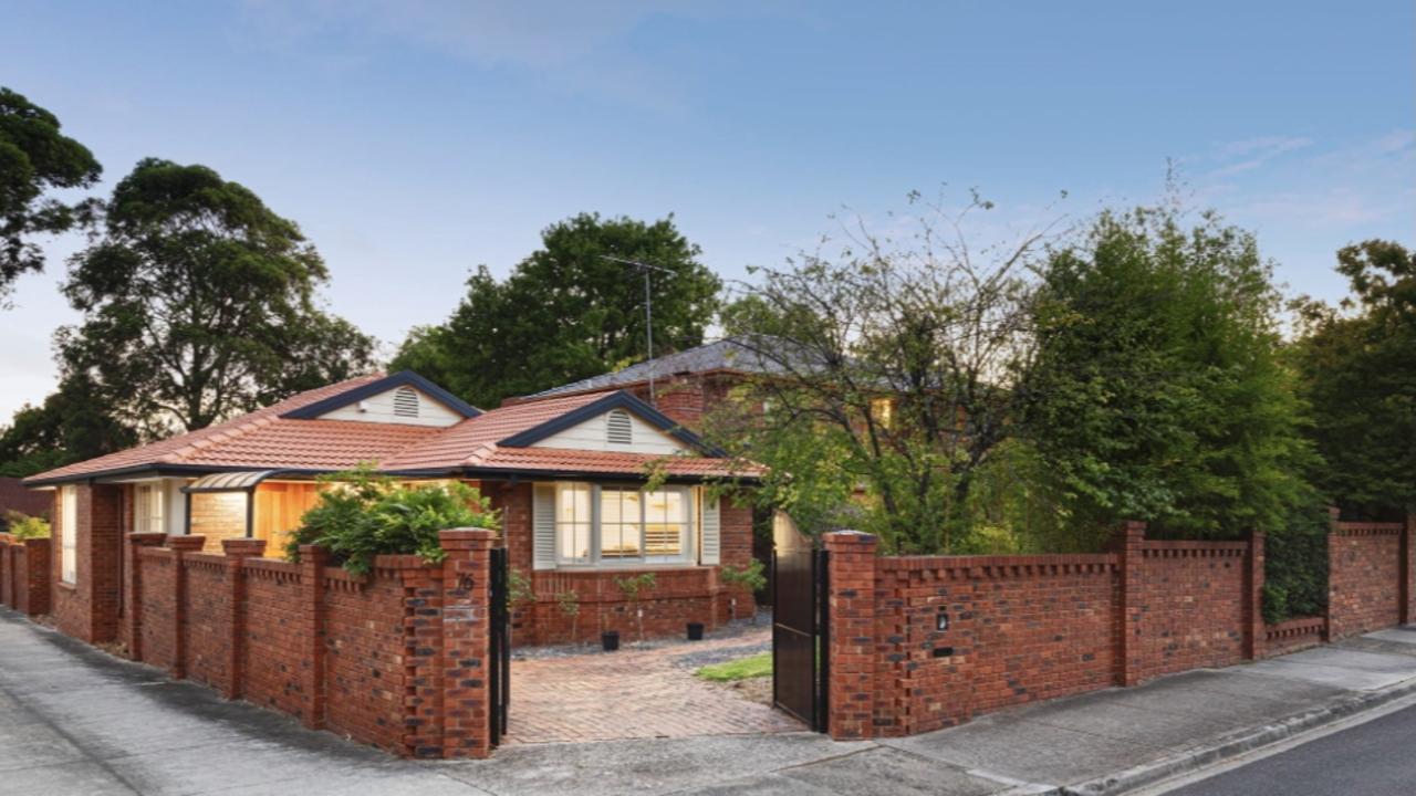 76 Mount St, Kew, Sold for $39,000 in Feb 1979, Sold for $3.4m in April 2025