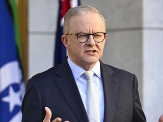Watch live: PM, cabinet sworn in