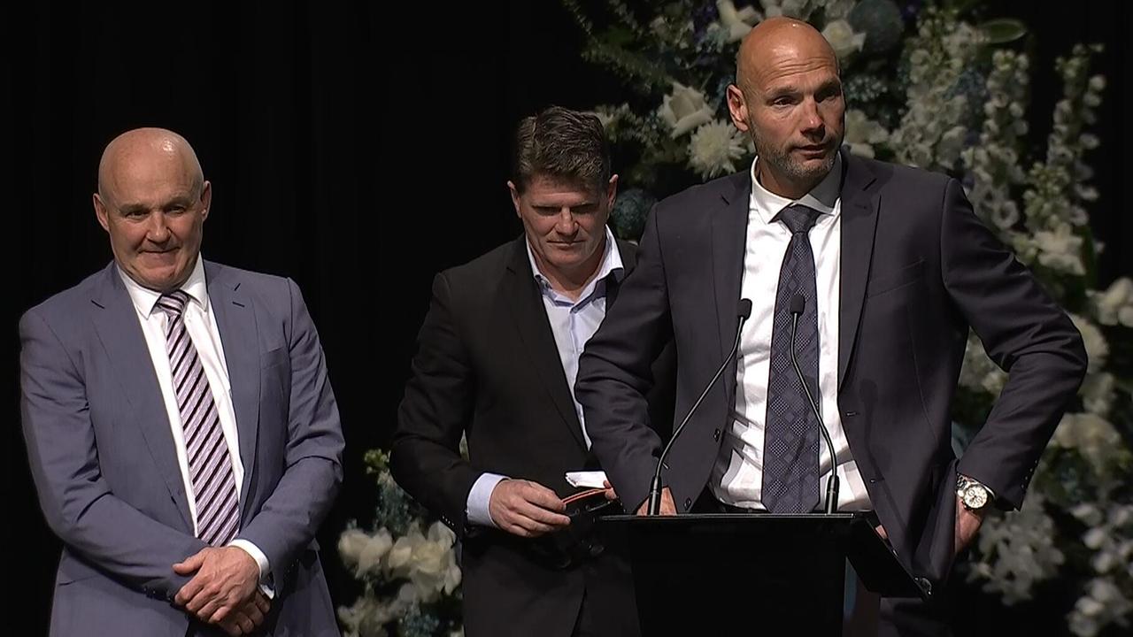 Former St Kilda player Stewart Loewe delivers his tribute to Danny Frawley.
