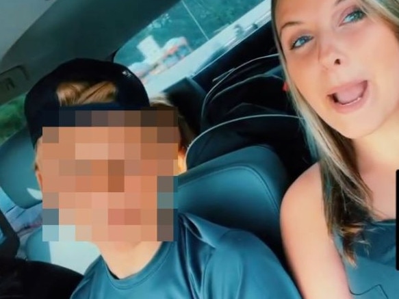 A mum, 25, has been shamed for having a son, 14. Picture: @COURTNEYLEEHEWITT/TIKTOK