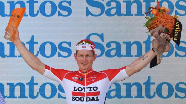 Germany's Andre Greipel from team Lotto Soudal celebrates after he finished first on day one of the Tour Down Under cycling race in Lyndoch, a northern suburb of Adelaide on January 16, 2018. / AFP PHOTO / BRENTON EDWARDS / --IMAGE RESTRICTED TO EDITORIAL USE - STRICTLY NO COMMERCIAL USE--