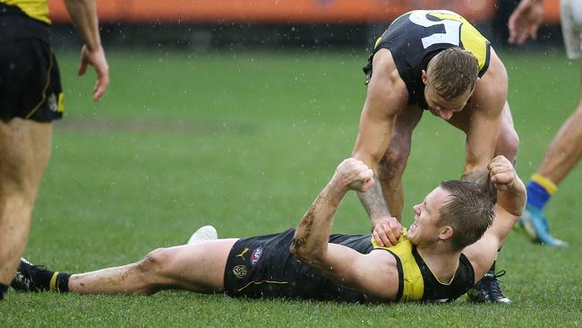 Jack Riewoldt celebrates kicking the matchwinning goal. Picture: Michael Klein