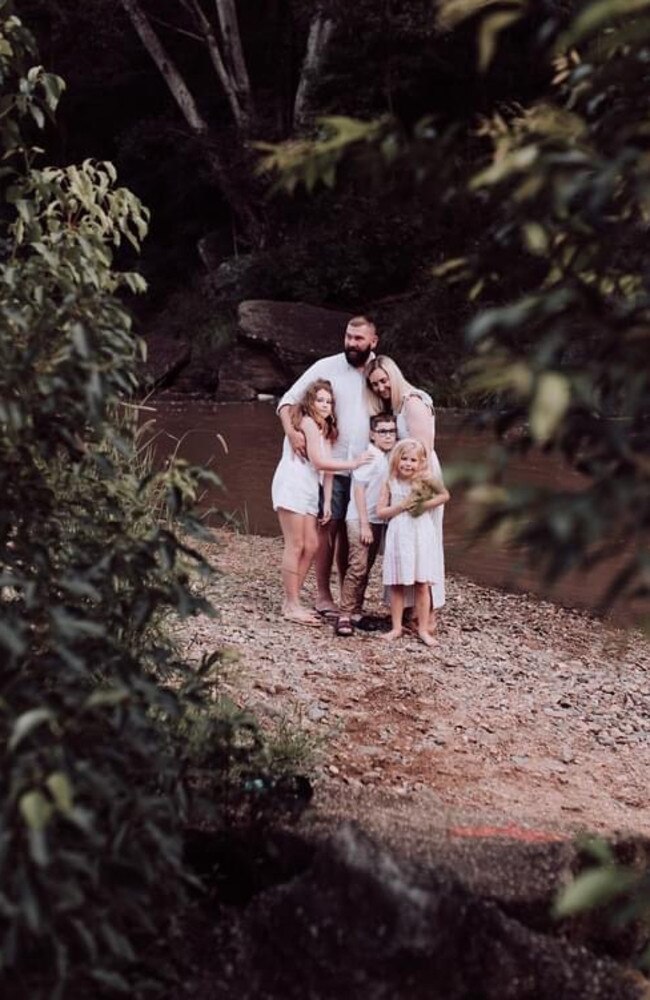 Wilfred and Hazel Weller with their three children Gretchen, Gabbi and Angus. Picture: Contributed