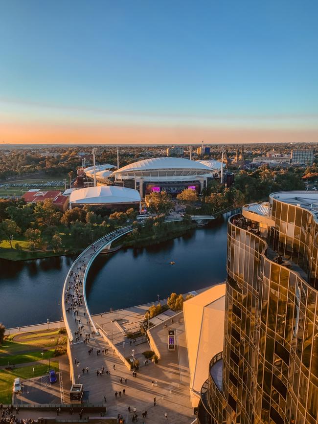 Looking over the River Torrens