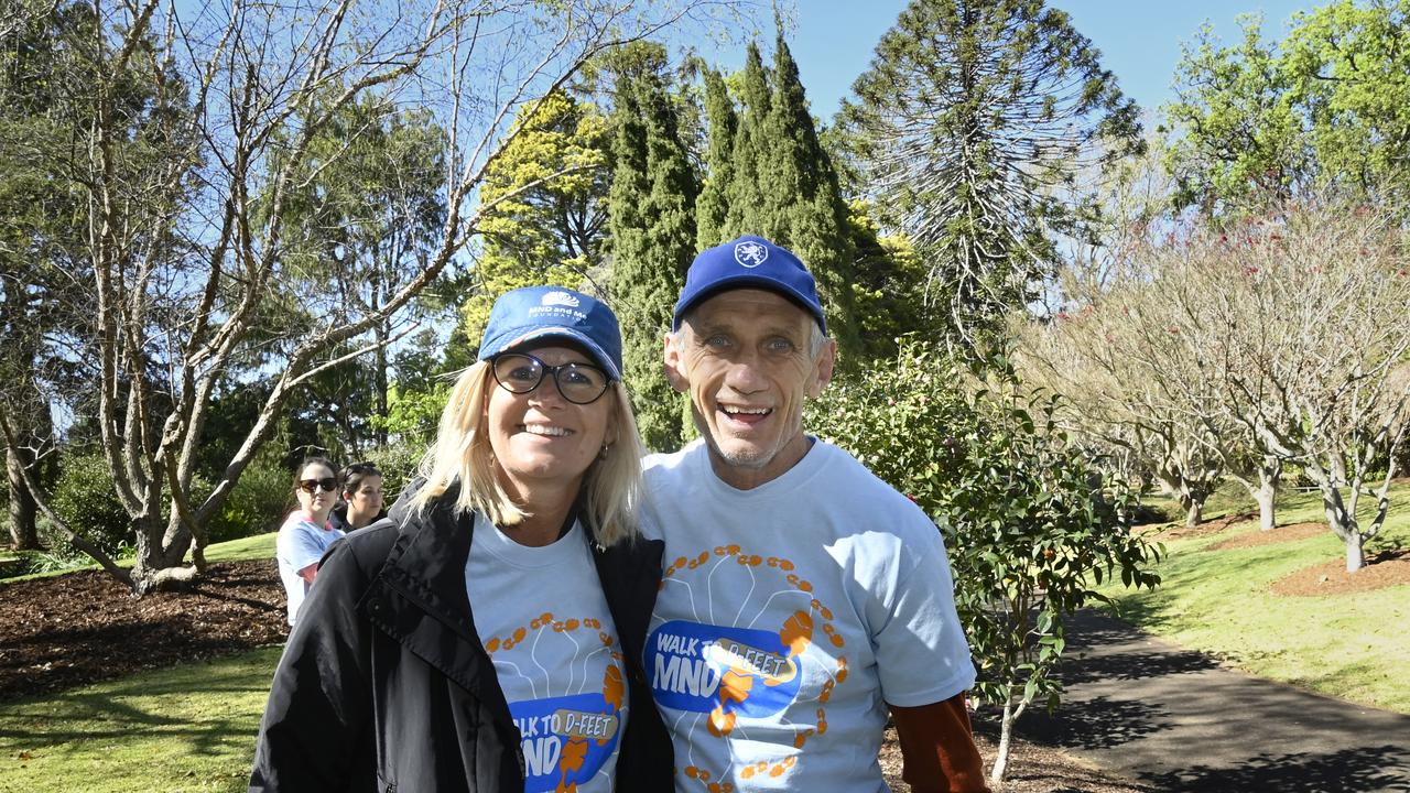 Karen and Dan O'Neill at the 2019 Walk to D-Feat MND at Queens Park.