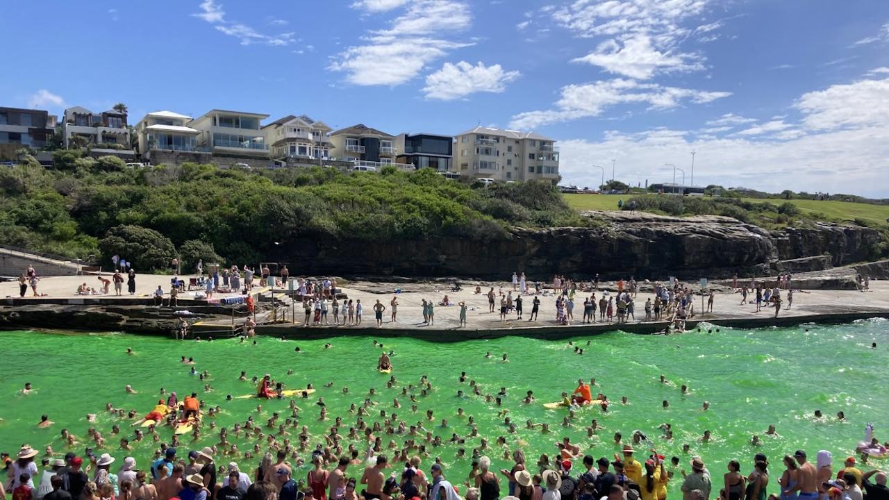 Bizarre site spotted at iconic Sydney beach