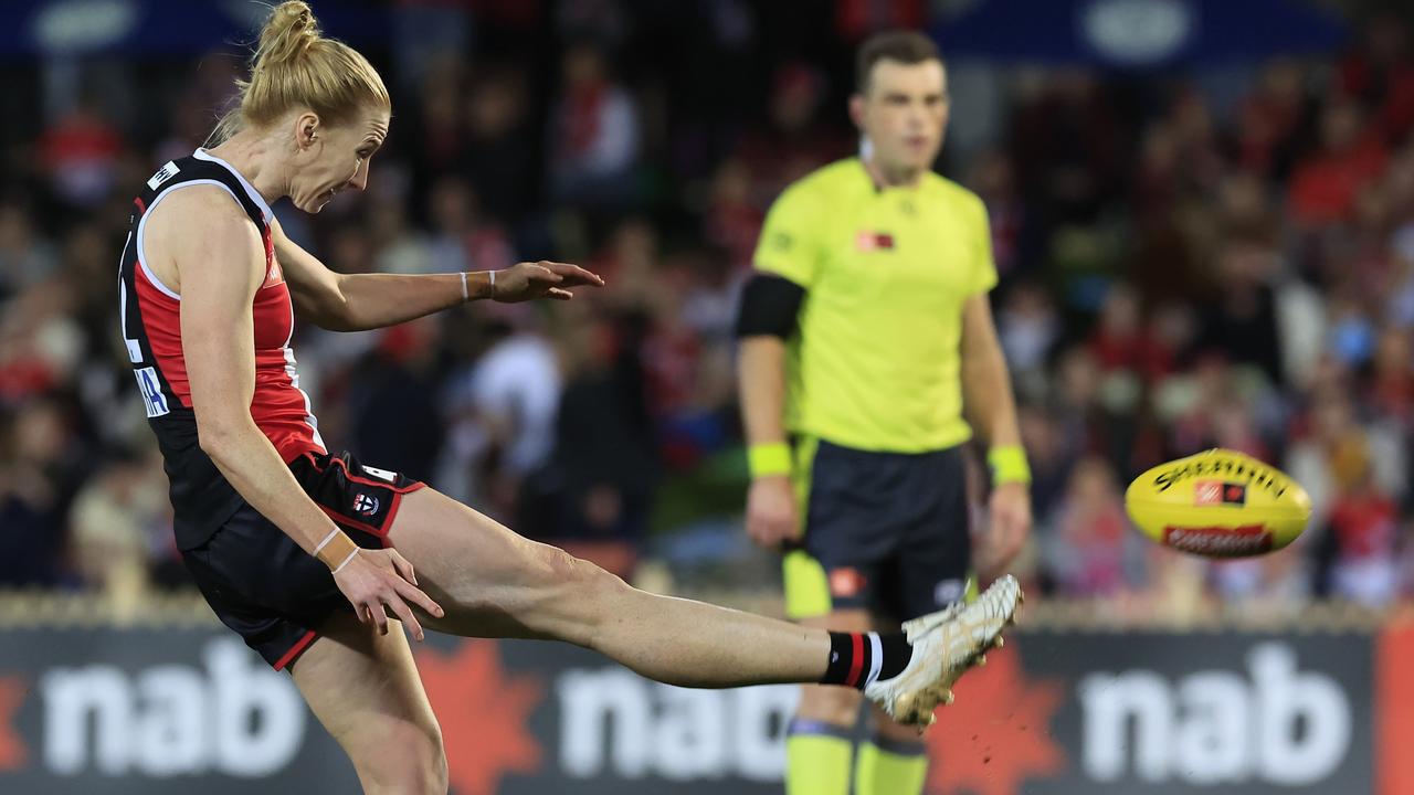 Kate Shierlaw finished with four goals for the Saints. Picture: Mark Evans/AFL Photos/via Getty Images