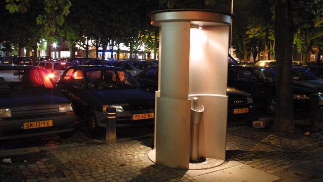 A ‘pissoir’ retractable urinal in the Netherlands.