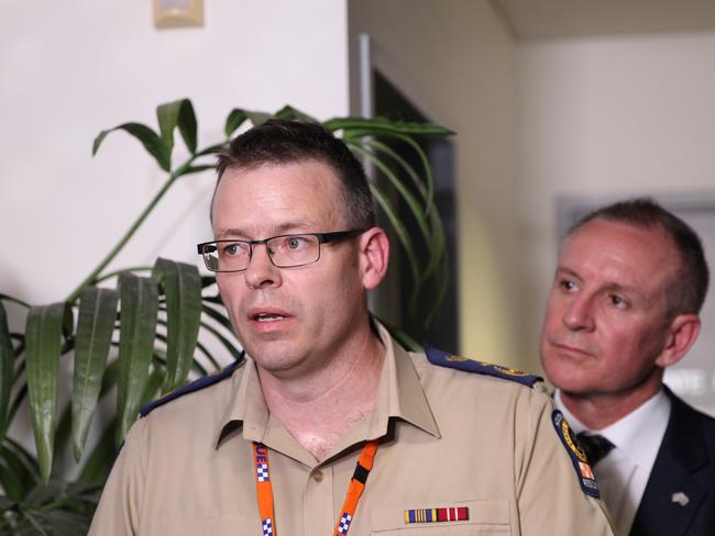 SES chief officer Chris Beattie addressing a media conference with Premier Jay Weatherill. Picture: Emma Brasier