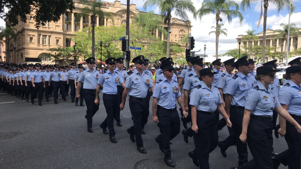 Anzac Day 2019: Live from dawn services across Queensland | The Courier ...