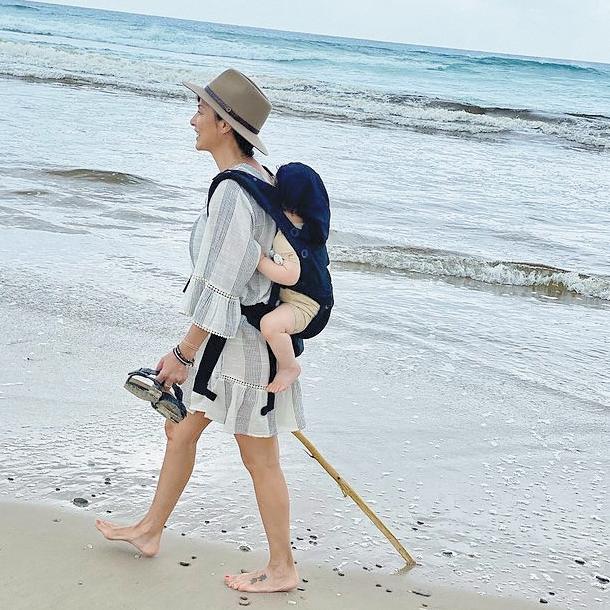 UK-based Natalie Imbruglia during her visit to Australia with her son Max in December/January. (Picture: Supplied)