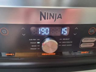 Easy to use controls on the Ninja air fryer. Picture: Tahnee-Jae Lopez-Vito/news.com.au.