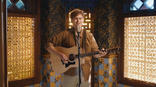 Vance Joy will be playing outdoor venues around the country from September. Picture: Getty.