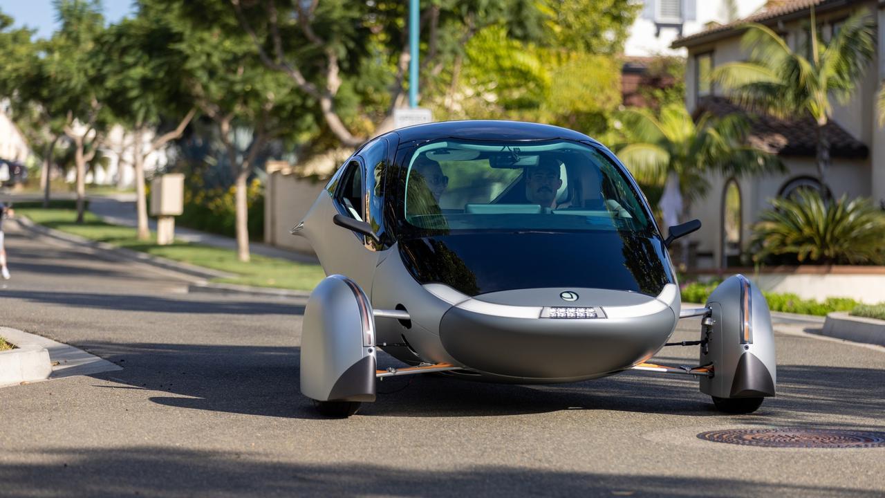 2023 Aptera Launch Edition solarpowered car unveiled