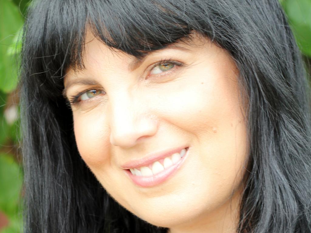 Love And Other Battles Author Tess Woods Talks Revenge Porn Herald Sun