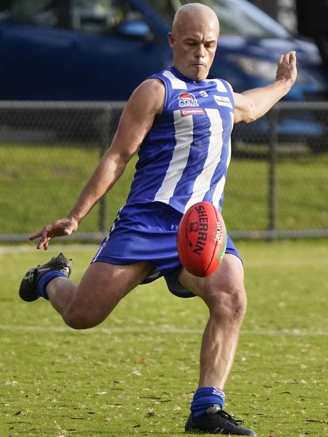 SFL: Stewart Levy in action for Moorabbin Kangaroos. Picture: Valeriu Campan