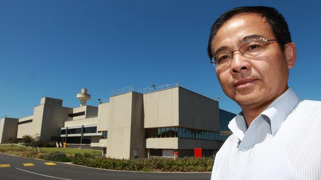 Professor Linfa Wang at the CSIRO’s Animal Health Laboratory in Geelong