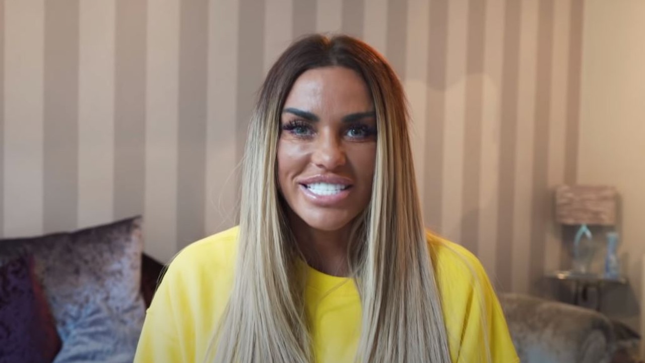 Katie Price Shows Off Real Teeth After Getting Veneers Removed Herald Sun
