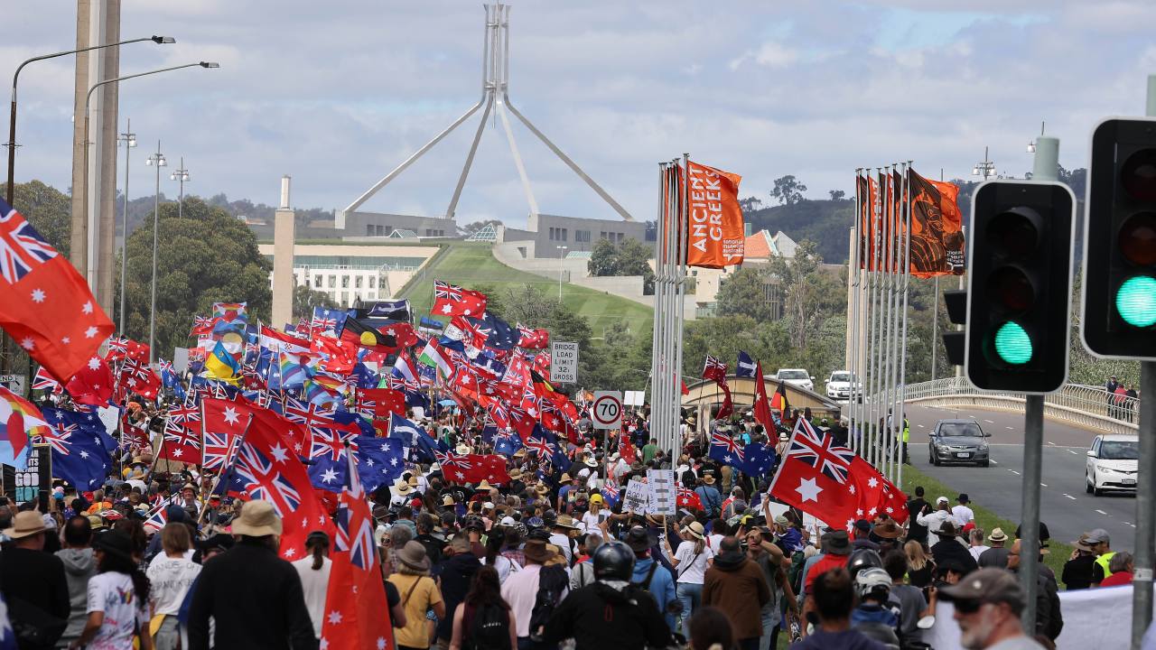 Traffic chaos as thousands of Australians march in Canberra to protest ...