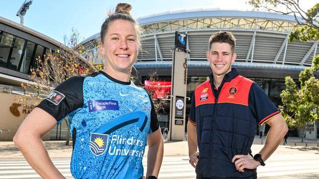 Adelaide Strikers WBBL player Jemma Barsby and Redbacks cricketer Henry Hunt are excited for the new diploma. Picture: Supplied