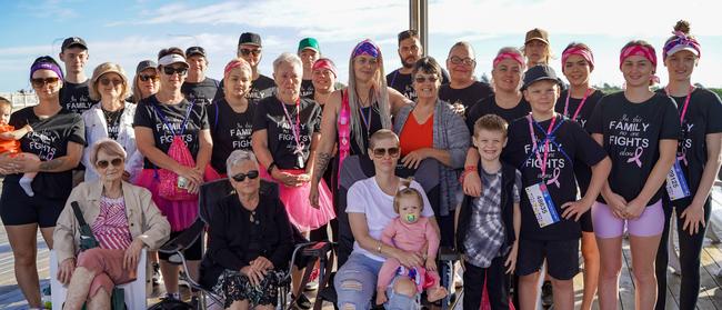 Team Nicola, in support of Nicola Sammut who is fighting Stage 3 breast cancer, at the Mackay Mother's Day Classic fun run 2021. Heidi Petith