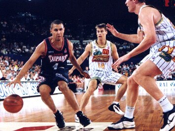 Timmy Duggan playing for NBL side Cairns Taipans in 2000.