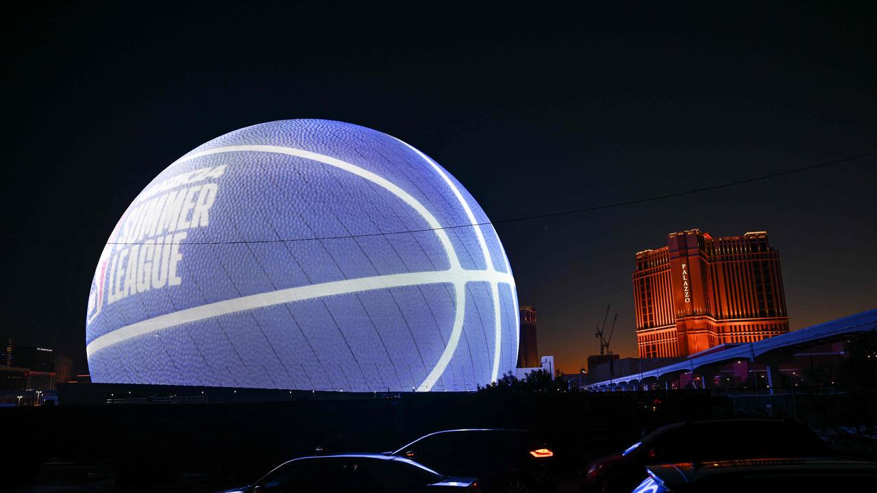 Las Vegas Sphere: Huge ball lights up US city skyline - BBC Newsround