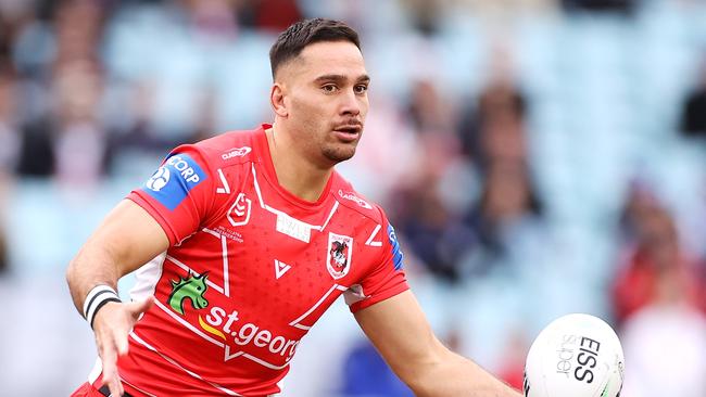 SYDNEY, AUSTRALIA - JUNE 14:  Corey Norman of the Dragons passes during the round 14 NRL match between the Canterbury Bulldogs and the St George Illawarra Dragons at Stadium Australia, on June 14, 2021, in Sydney, Australia. (Photo by Mark Kolbe/Getty Images)