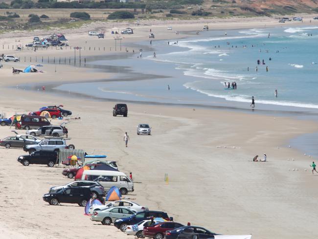 Holiday fun in the south. Cars on the Beach at Aldinga Beach, Silver Sands and Sellicks Beach.