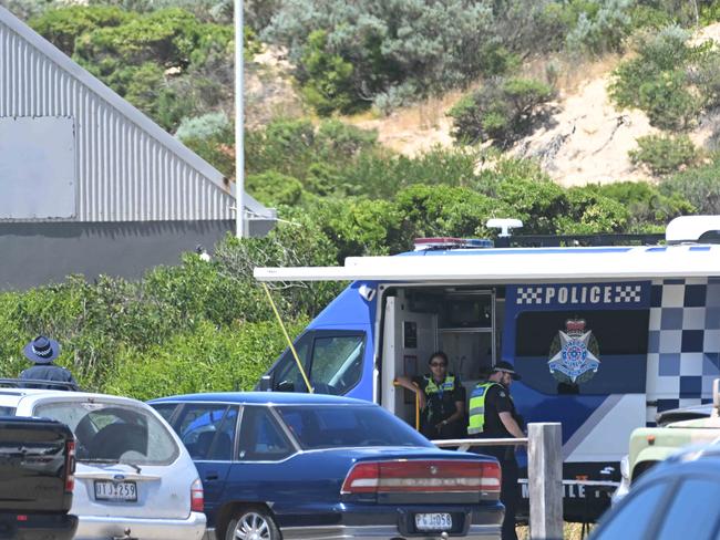 Police continuing search at Gunnamatta beach for missing 20yr old swimmer. Picture: Tony Gough