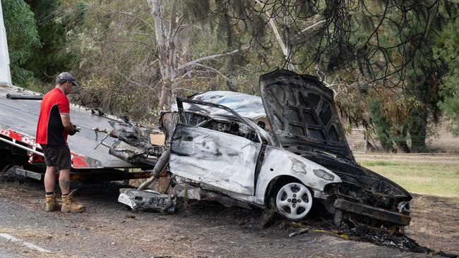 The fatal crash on Williamstown Road in Cockatoo Valley. Picture: NCA NewsWire / Morgan Sette