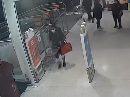 A mum was caught on CCTV shopping for ‘non-essential’ items while her four kids died in killer fire. Picture: Metropolitan Police