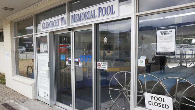 Labor election commitment to assisting the re-opening of the Glenorchy Pool that remains currently closed. Picture: Nikki Davis-Jones